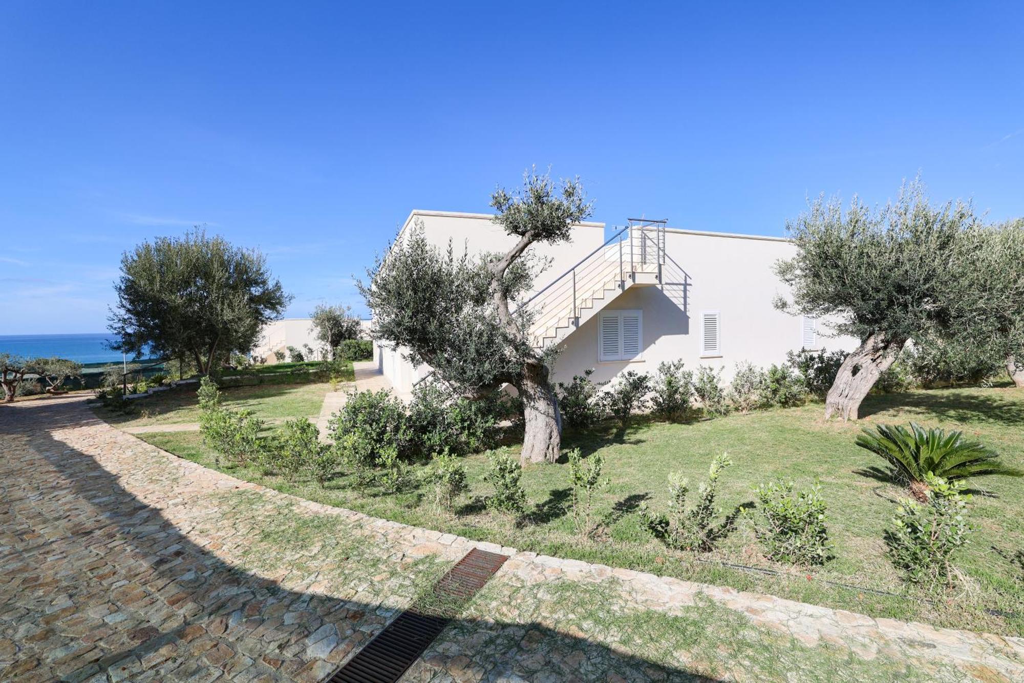 Aura Maris Beach Residence Mazzaforno Cefalú Exterior foto