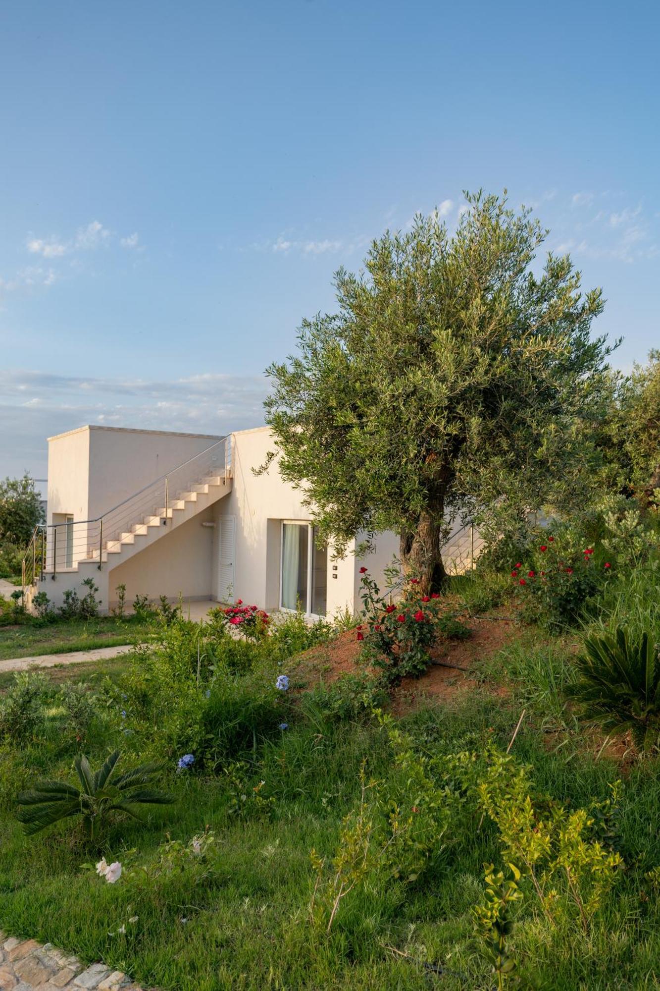 Aura Maris Beach Residence Mazzaforno Cefalú Exterior foto
