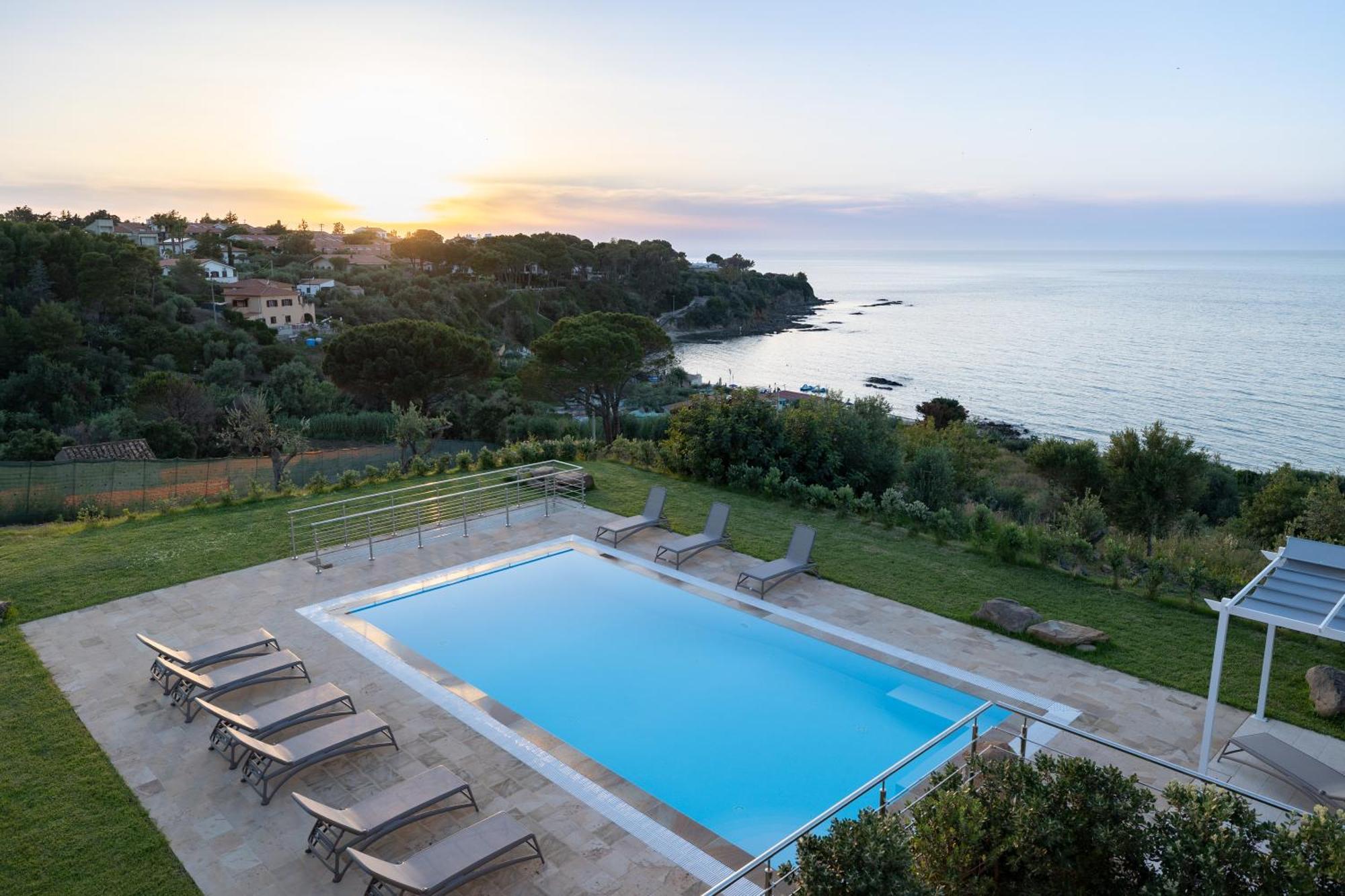 Aura Maris Beach Residence Mazzaforno Cefalú Exterior foto